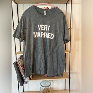 ‘Very Married’ Gray Tshirt